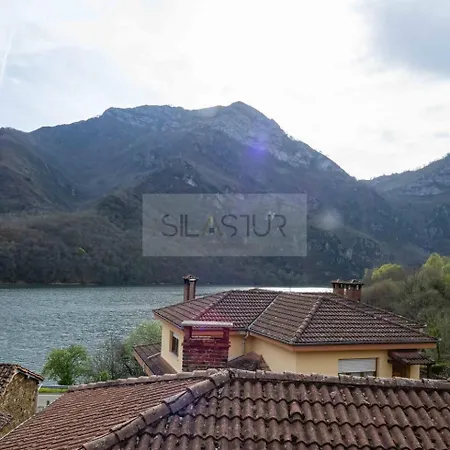 Casa De By Silastur Holiday home *